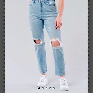 Hollister ultra high rise mom jeans